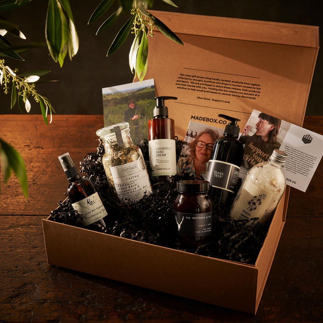 Mimosa botanical gift box self care